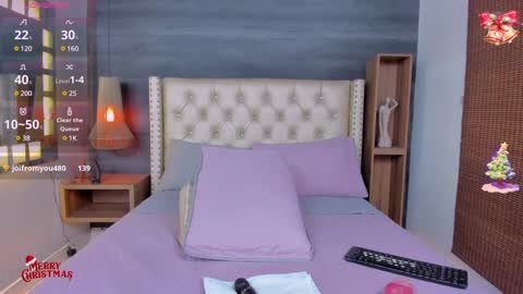 Snapshot of 01victoria chatting on 12-15-24, 04:04 01victoria online show from 12-15-24, 04:04