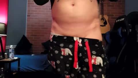 Snapshot of 0_alexdangerousness chatting on 11-30-25, 06:23 Alex online show from 11-30-25, 06:23