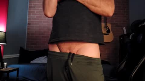 Snapshot of 0_alexdangerousness chatting on 12-20-25, 08:21 Alex online show from 12-20-25, 08:21