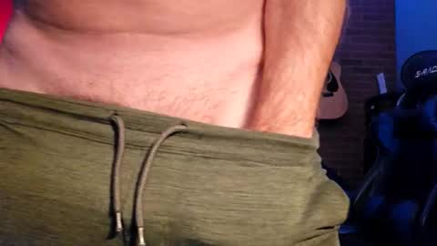 Snapshot of 0_alexdangerousness chatting on 12-21-25, 03:13 Alex online show from 12-21-25, 03:13