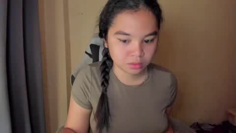 0wwlo0k online show from 03-18-26, 04:59