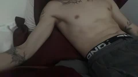 Snapshot of 10incock18 chatting on 01-07-26, 04:09 10incock18 online show from 01-07-26, 04:09