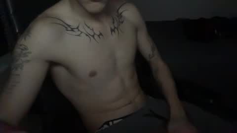 Snapshot of 10incock18 chatting on 01-09-26, 02:09 10incock18 online show from 01-09-26, 02:09