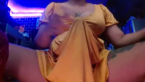  i am trixie im Your Selfsucking Mistress  online show from 10-23-25, 01:49