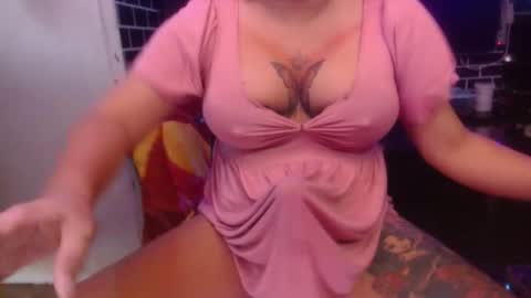  i am trixie im Your Selfsucking Mistress  online show from 12-02-25, 12:49