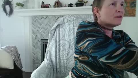 Aurora Willows online show from 01-11-26, 04:56