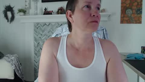 Aurora Willows online show from 01-13-26, 11:04