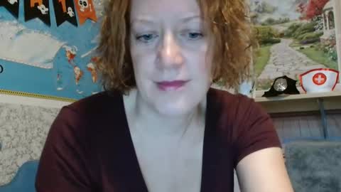 12ennie online show from 11-08-25, 06:13