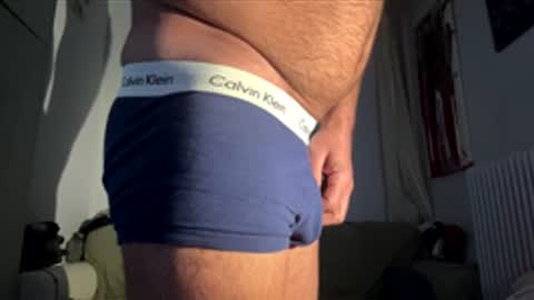 Snapshot of 12thbadoondick chatting on 05-04-26, 08:32 12thbadoondick online show from 05-04-26, 08:32