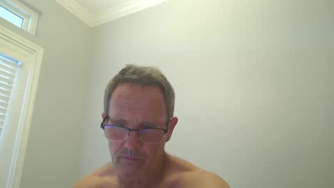 13glanmorfa online show from 10-28-25, 09:28