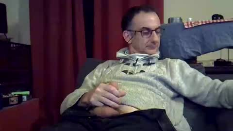Snapshot of 18remy45 chatting on 12-04-24, 11:57 18remy45 online show from 12-04-24, 11:57
