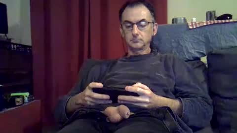 Snapshot of 18remy45 chatting on 12-05-24, 06:55 18remy45 online show from 12-05-24, 06:55