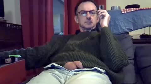 Snapshot of 18remy45 chatting on 12-16-24, 07:00 18remy45 online show from 12-16-24, 07:00
