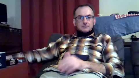 Snapshot of 18remy45 chatting on 02-21-25, 09:43 18remy45 online show from 02-21-25, 09:43