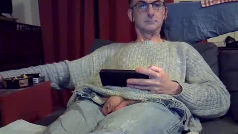 Snapshot of 18remy45 chatting on 03-09-25, 08:31 18remy45 online show from 03-09-25, 08:31