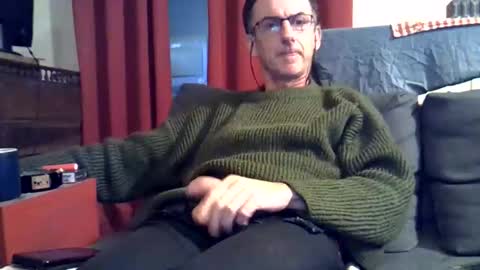 Snapshot of 18remy45 chatting on 09-28-25, 01:16 18remy45 online show from 09-28-25, 01:16