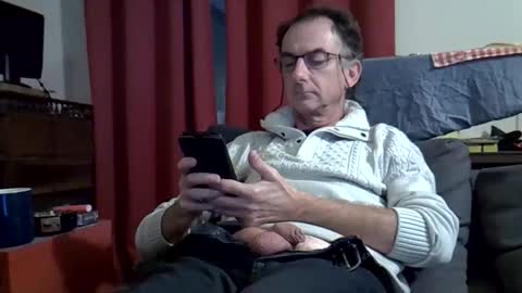 Snapshot of 18remy45 chatting on 10-22-25, 09:58 18remy45 online show from 10-22-25, 09:58