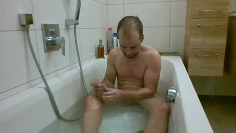 Snapshot of 19berni91 chatting on 12-12-24, 05:15 berni online show from 12-12-24, 05:15