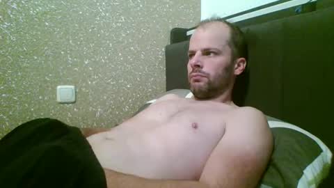 Snapshot of 19berni91 chatting on 11-09-25, 06:44 berni online show from 11-09-25, 06:44