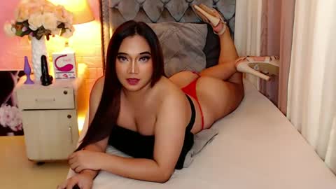 Snapshot of 1bestlover chatting on 01-11-25, 10:07 Ekang online show from 01-11-25, 10:07