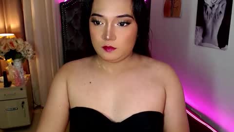 Snapshot of 1bestlover chatting on 11-03-25, 11:48 Ekang online show from 11-03-25, 11:48