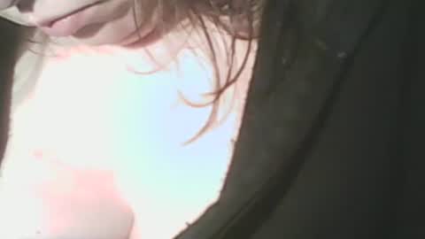 Snapshot of 1deluxepussy chatting on 02-16-25, 06:21 Deluxepussy online show from 02-16-25, 06:21