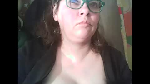 Snapshot of 1deluxepussy chatting on 02-19-25, 12:57 Deluxepussy online show from 02-19-25, 12:57