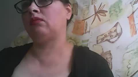 Snapshot of 1deluxepussy chatting on 10-14-25, 06:36 Deluxepussy online show from 10-14-25, 06:36