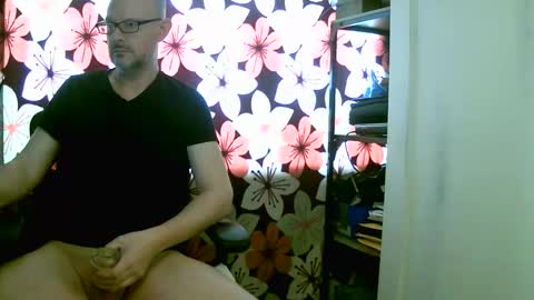 1hotbaldguy online show from 03-15-26, 08:48