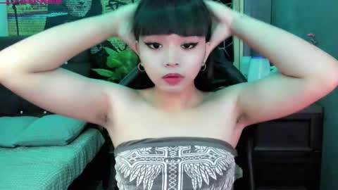 Snapshot of 1hottiegabby chatting on 02-07-26, 12:42 Gabby online show from 02-07-26, 12:42