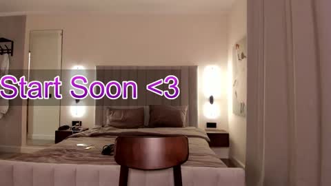 Lily 3 online show from 11-27-25, 04:53