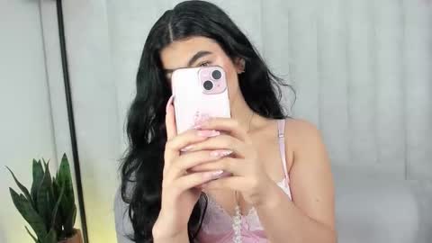 Snapshot of 1m_emily chatting on 11-25-25, 10:54 . online show from 11-25-25, 10:54