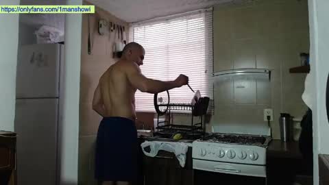 1manshow11 online show from 05-06-26, 10:04
