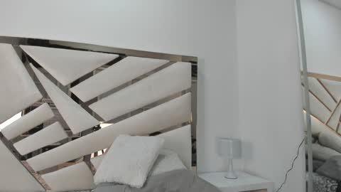 Snapshot of 1naughty_milf chatting on 02-02-25, 11:08 Luisa online show from 02-02-25, 11:08