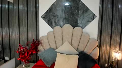 Luisa online show from 01-08-26, 01:02