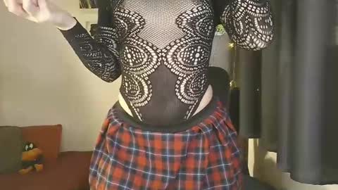 Nonita online show from 06-19-26, 05:28