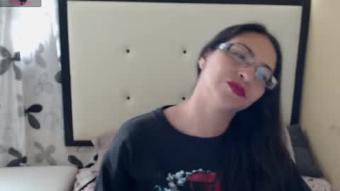 Snapshot of 1sasha_grey__1 chatting on 07-16-26, 09:32 paola online show from 07-16-26, 09:32