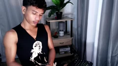 1sweetloverxx online show from 07-15-26, 05:51