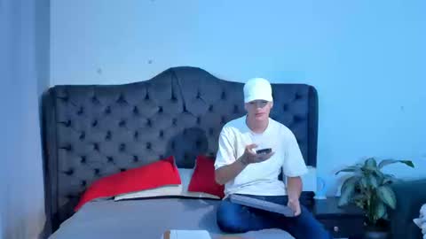 1Threestar online show from 01-09-26, 01:36