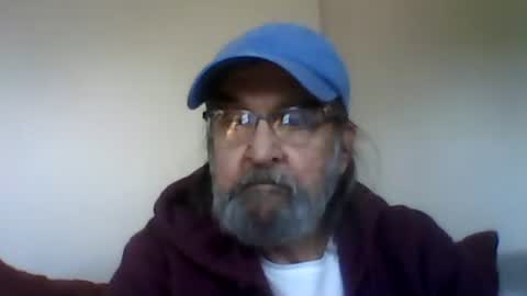 1valentine online show from 12-17-25, 04:57