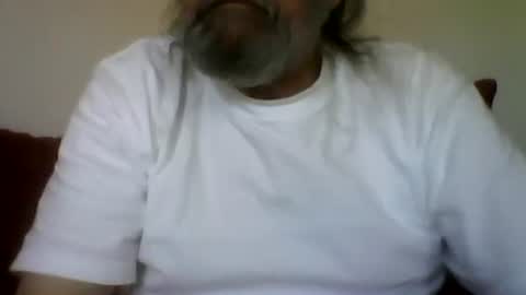 1valentine online show from 04-17-26, 03:37