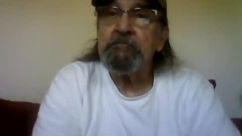 Snapshot of 1valentine chatting on 06-11-26, 04:05 1valentine online show from 06-11-26, 04:05