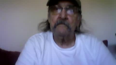 Snapshot of 1valentine chatting on 07-08-26, 02:43 1valentine online show from 07-08-26, 02:43