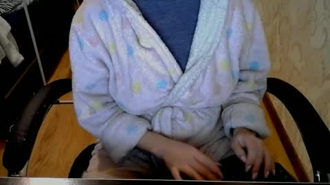 Snapshot of 1your_hot_girls chatting on 12-11-24, 05:37 1your_hot_girls online show from 12-11-24, 05:37