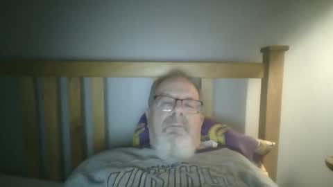 Snapshot of 2003dynawideglide chatting on 01-07-25, 04:08 2003dynawideglide online show from 01-07-25, 04:08