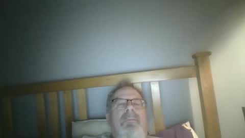 Snapshot of 2003dynawideglide chatting on 01-19-25, 12:38 2003dynawideglide online show from 01-19-25, 12:38