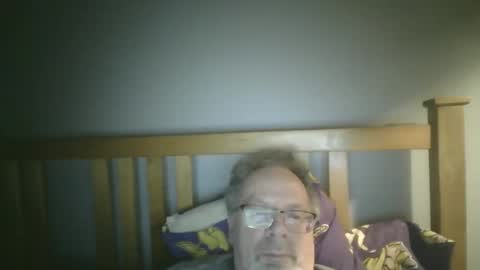 Snapshot of 2003dynawideglide chatting on 02-02-25, 03:21 2003dynawideglide online show from 02-02-25, 03:21