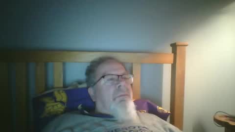 Snapshot of 2003dynawideglide chatting on 02-03-25, 01:41 2003dynawideglide online show from 02-03-25, 01:41