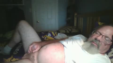 Snapshot of 2003dynawideglide chatting on 09-27-25, 02:49 2003dynawideglide online show from 09-27-25, 02:49