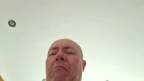 Snapshot of 211scudder chatting on 09-10-25, 02:06 211skoosh online show from 09-10-25, 02:06